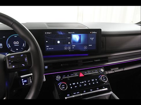 Certified 2026 Hyundai Santa Fe Calligraphy AWD/4WD image 9
