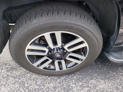 Used 2024 Toyota 4Runner Limited RWD image 8