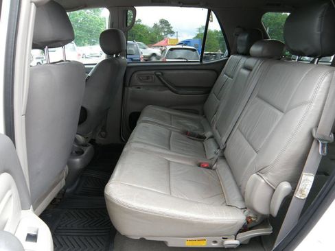 Used 2003 Toyota Sequoia SR5 image 8
