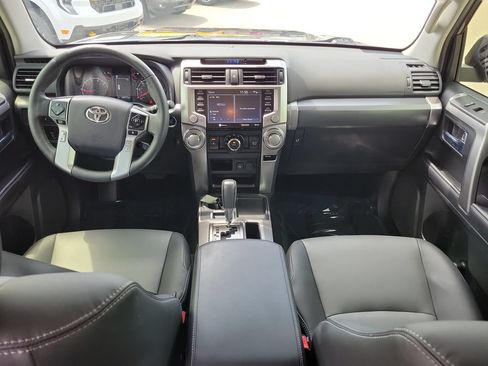 Used 2024 Toyota 4Runner SR5 Premium w/ Moonroof Package RWD image 10