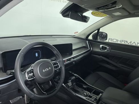 Used 2025 Kia Sorento SX image 20