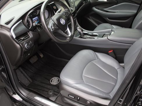 Used 2020 Buick Envision Essence image 6