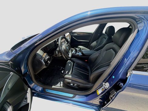 Used 2021 BMW 540i w/ Convenience Package RWD image 19