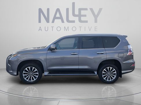 Certified 2023 Lexus GX 460 Luxury w/ Accessory Package AWD/4WD image 2