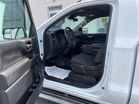Used 2025 Chevrolet Silverado 1500 W/T RWD image 9