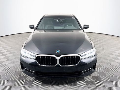 Used 2023 BMW 530i w/ Convenience Package image 2
