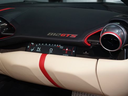 Used 2021 Ferrari 812 GTS RWD image 21