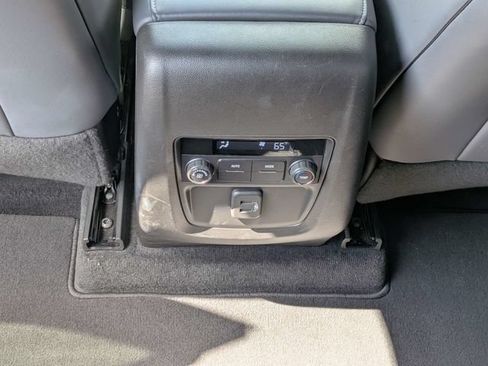 Used 2023 Buick Enclave Essence w/ Sport Touring Edition FWD image 13