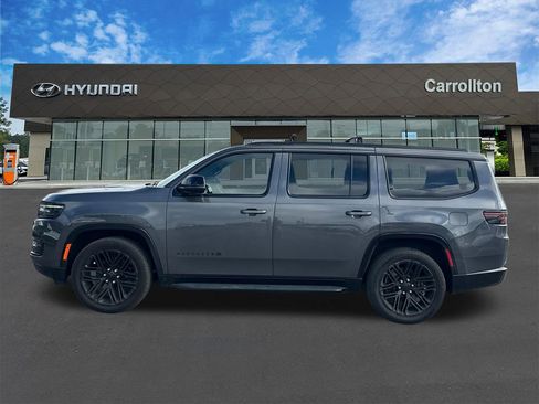 Used 2023 Jeep Wagoneer Series II image 8