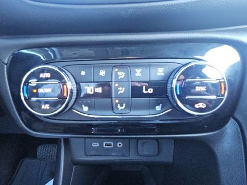 Used 2023 Buick Encore GX Select w/ Experience Buick Package image 23