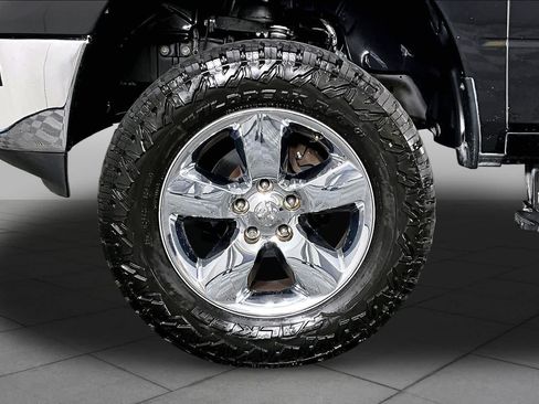 Used 2017 RAM 1500 Lone Star AWD/4WD image 11