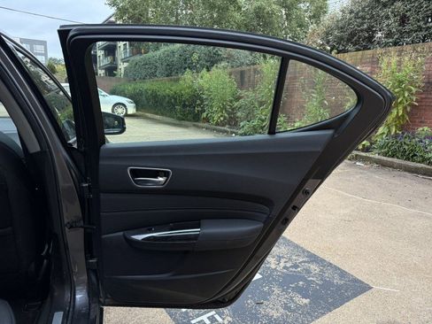 Used 2020 Acura TLX V6 SH-AWD image 13