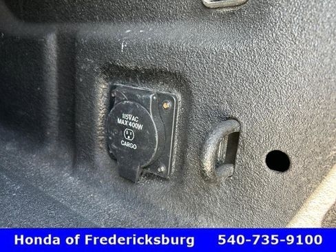 Used 2020 Jeep Gladiator Overland image 30