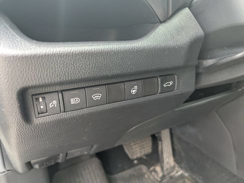 Used 2024 Toyota RAV4 XLE w/ Convenience Package AWD/4WD image 17