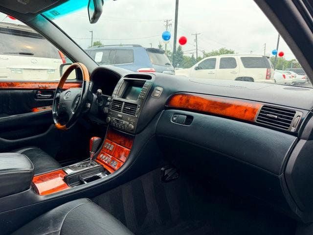 Used 2006 Lexus LS 430 RWD image 20