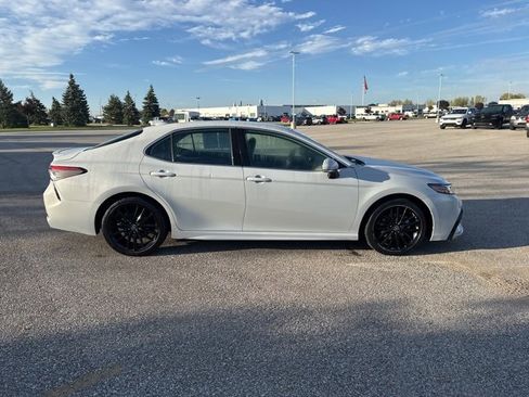 Used 2024 Toyota Camry XSE image 4