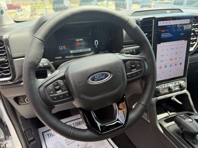 Used 2024 Ford Ranger Lariat w/ Advanced Towing Package AWD/4WD image 16