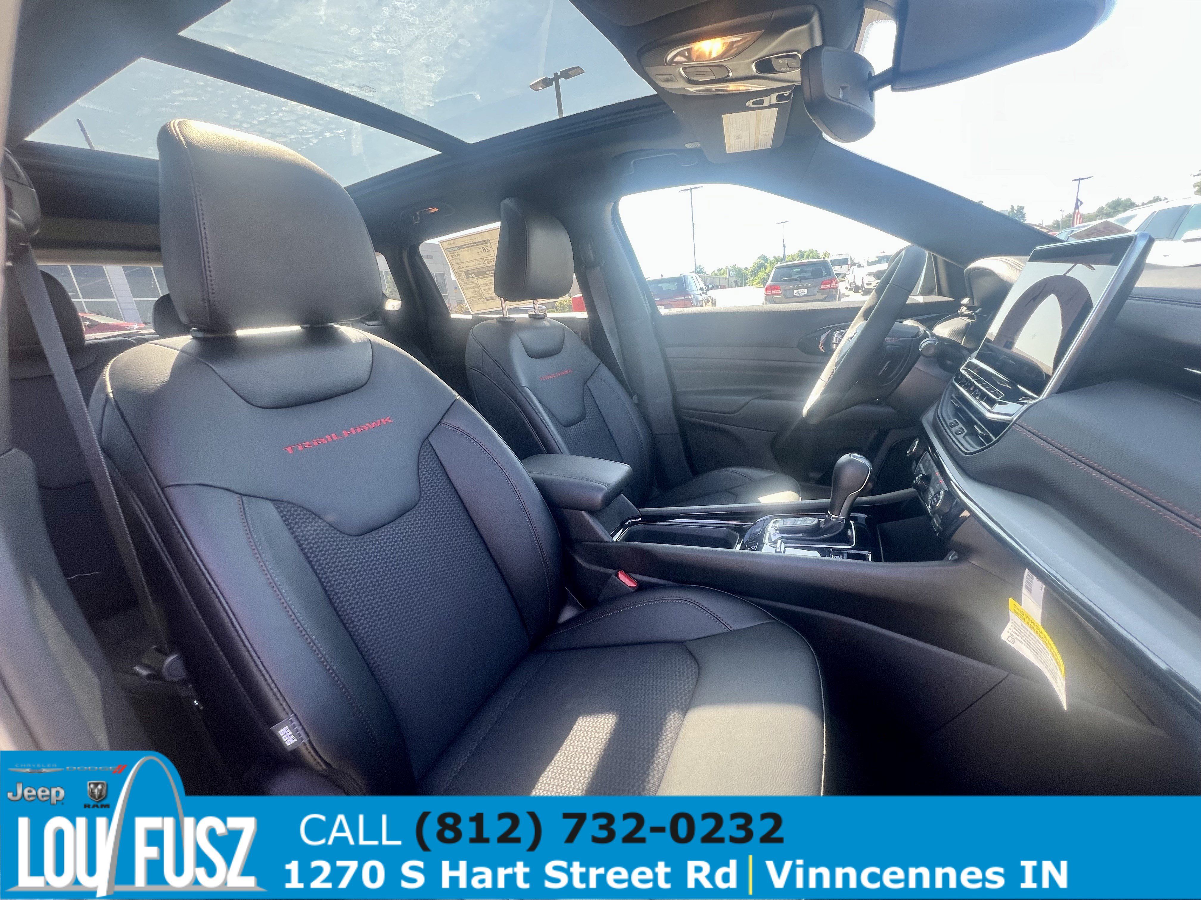 New 2026 Jeep Compass Trailhawk w/ Sun, Sound & Navigation Group AWD/4WD image 19