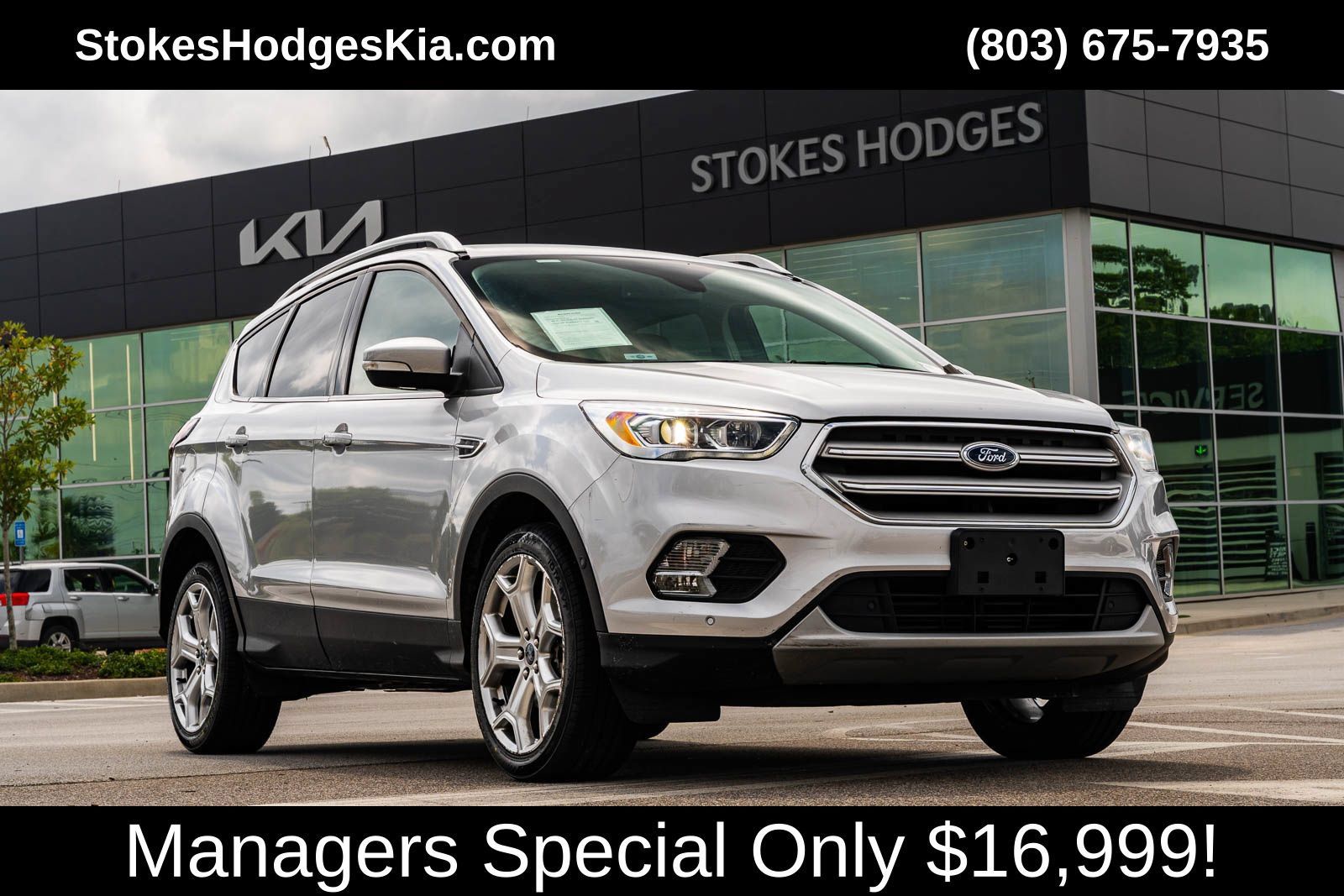 Used 2019 Ford Escape Titanium AWD/4WD image 1
