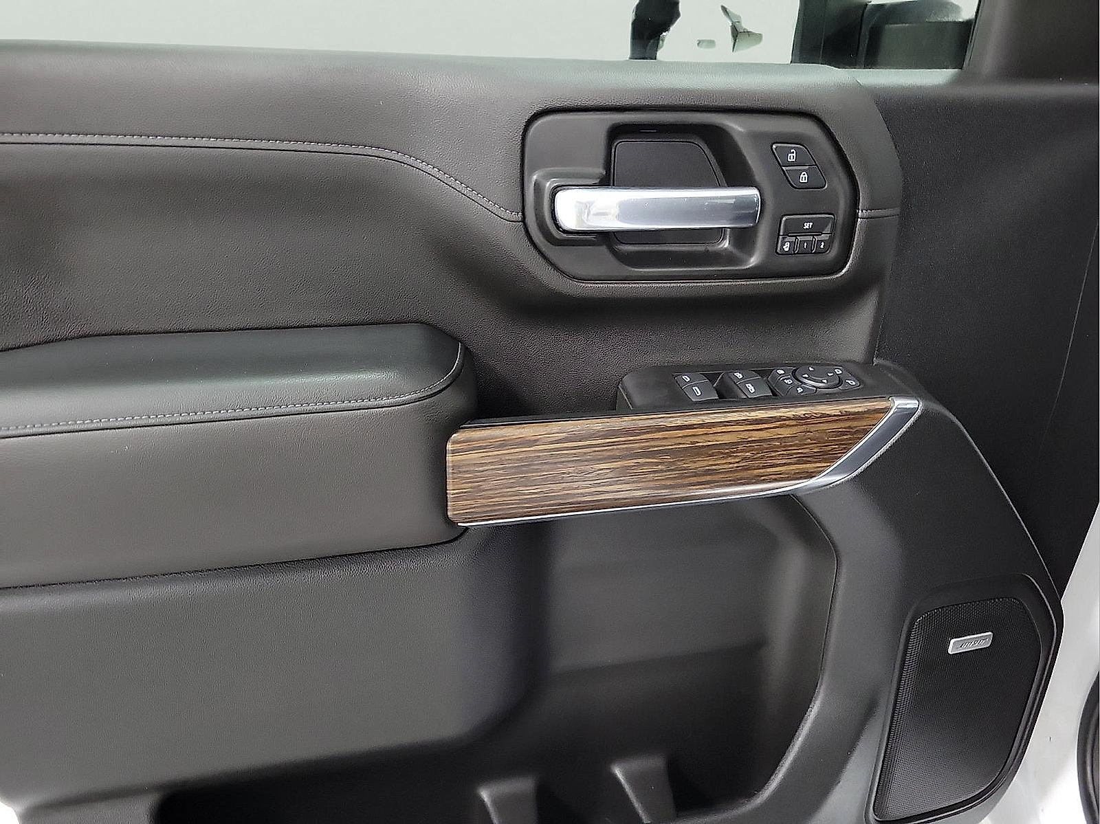 Used 2020 Chevrolet Silverado 2500 High Country AWD/4WD image 14