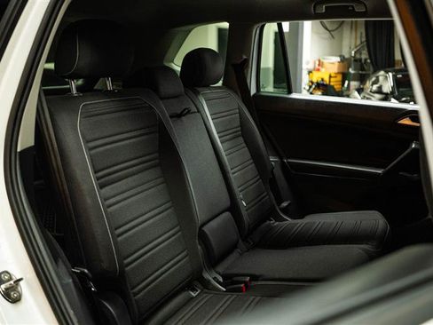 Used 2022 Volkswagen Tiguan S image 11