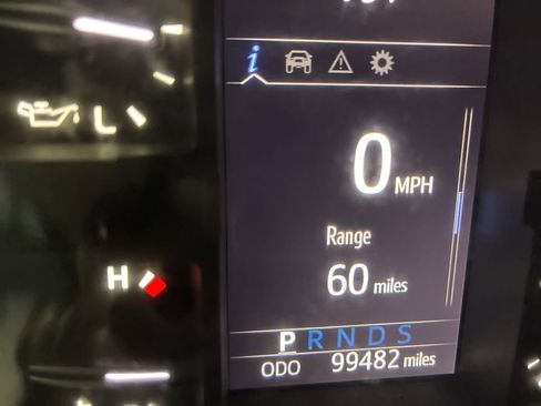 Used 2020 Toyota Tundra SR image 27