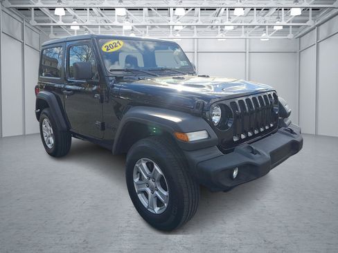 Used 2021 Jeep Wrangler Sport S image 7