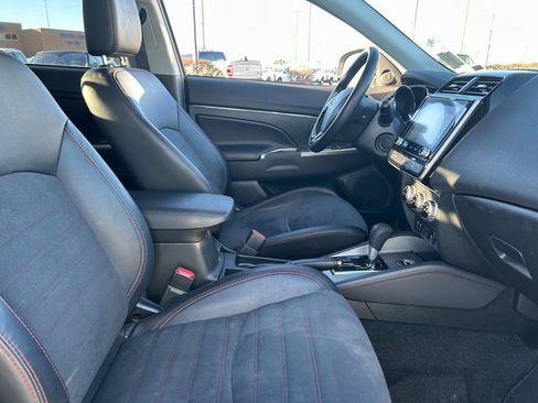 Used 2024 Mitsubishi Outlander Sport ES image 34