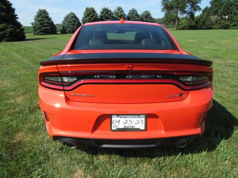 Used 2023 Dodge Charger SRT Hellcat RWD image 3