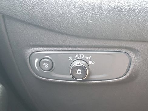 Used 2024 Chevrolet Equinox LS w/ LS Convenience Package AWD/4WD image 33