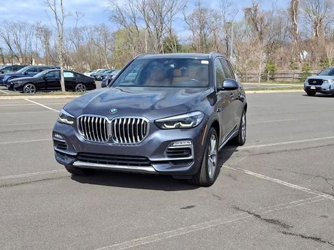 Used 2021 BMW X5 xDrive40i w/ Convenience Package image 3