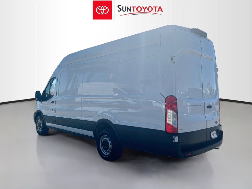 Used 2023 Ford Transit 250 148 High Roof Extended w/ Load Area Protection Package RWD image 5