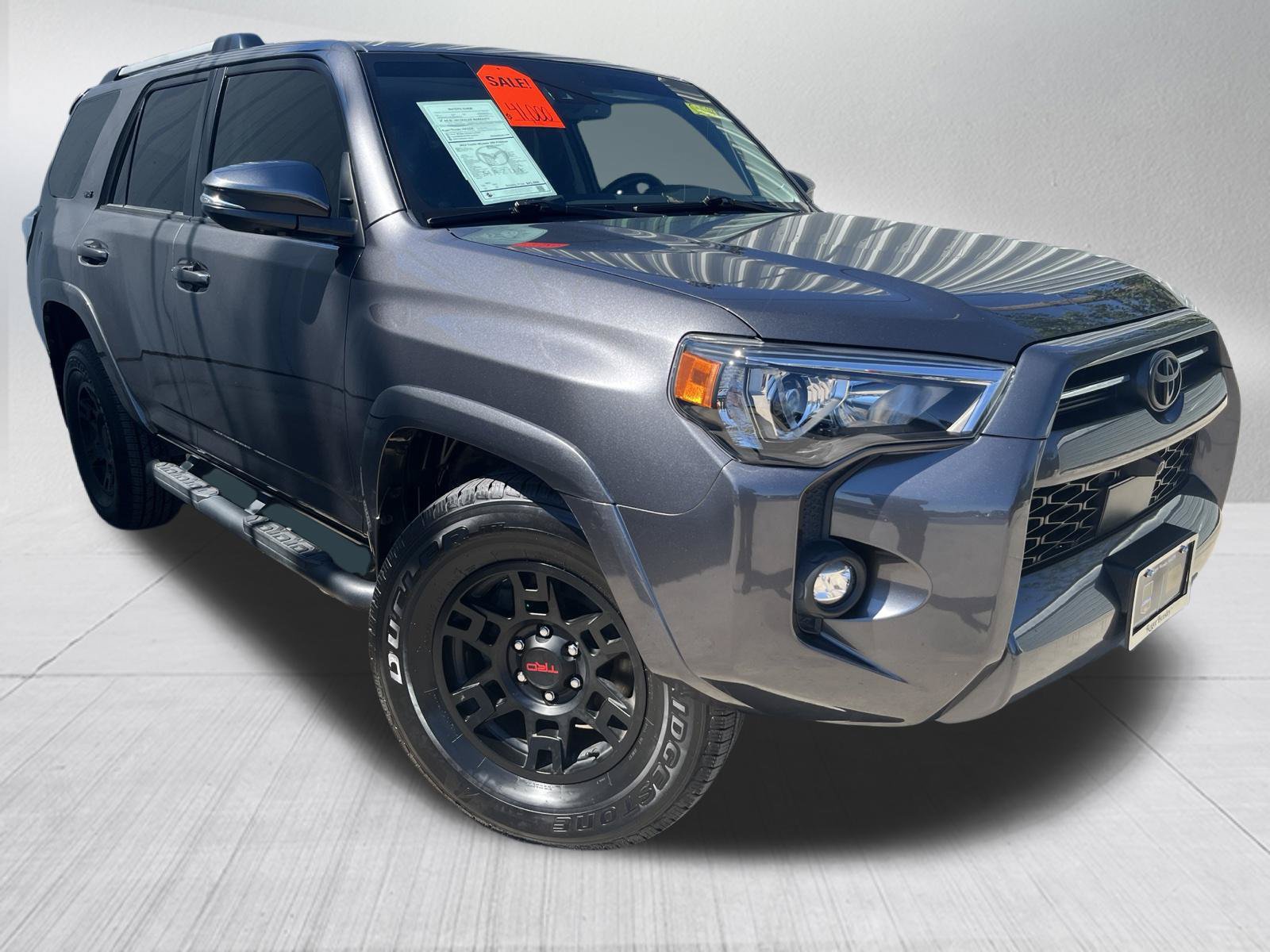 Used 2022 Toyota 4Runner SR5 Premium w/ Moonroof Package RWD image 3