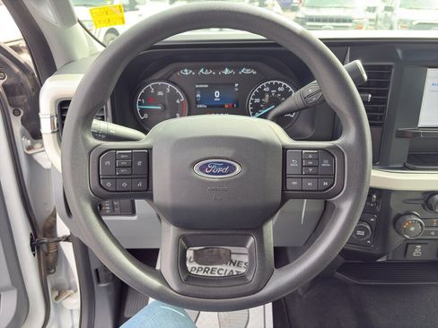 Used 2025 Ford F250 XLT AWD/4WD image 14