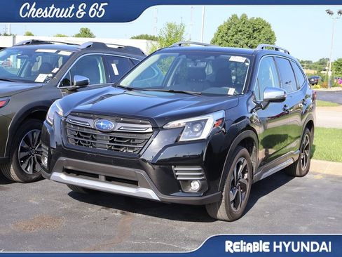 Used 2023 Subaru Forester Touring AWD/4WD image 12