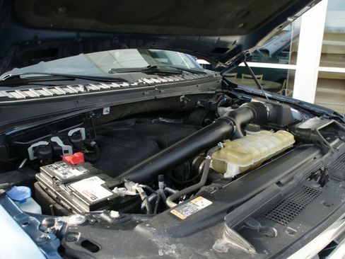 Used 2020 Ford Expedition XLT w/ Equipment Group 202A image 12