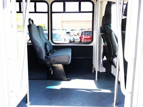 Used 2022 Mercedes-Benz Sprinter 3500 image 40