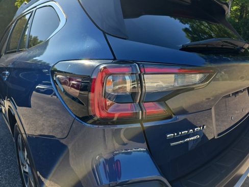 Used 2020 Subaru Outback Limited w/ Popular Package #2 AWD/4WD image 36