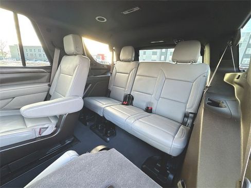 Used 2023 Chevrolet Tahoe LT w/ Luxury Package image 25