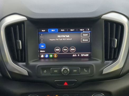 Used 2020 GMC Terrain SLE w/ Driver Convenience Package image 18