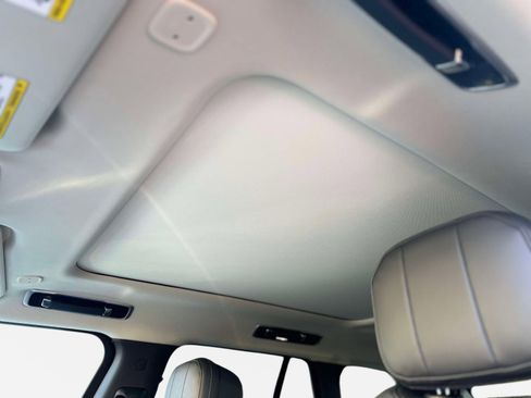 New 2025 Land Rover Range Rover SE image 49