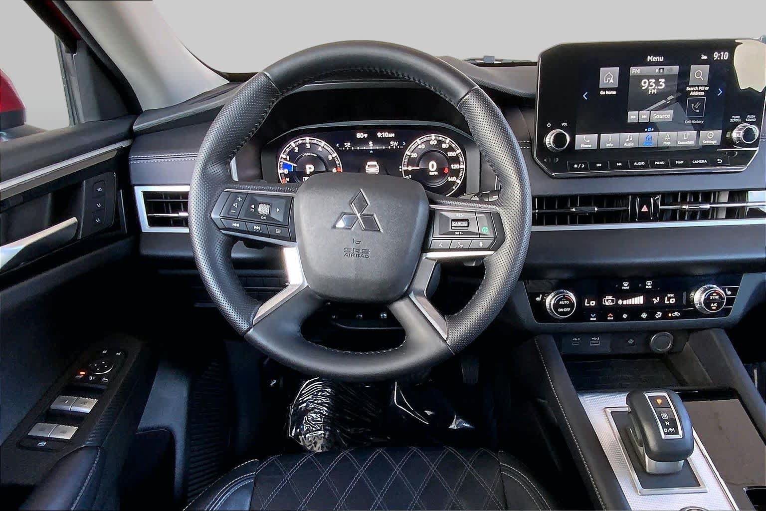 Used 2024 Mitsubishi Outlander SEL FWD image 6