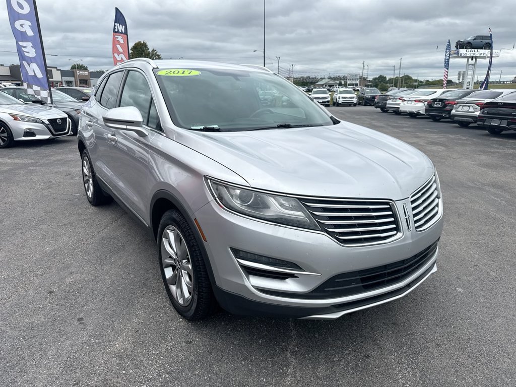 Used 2017 Lincoln MKC Select w/ Select Plus Package AWD/4WD image 7