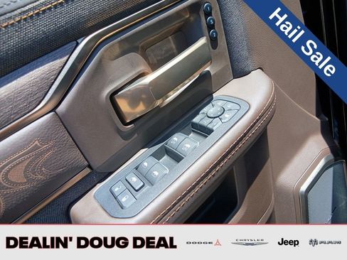 New 2025 RAM 2500 Limited image 12