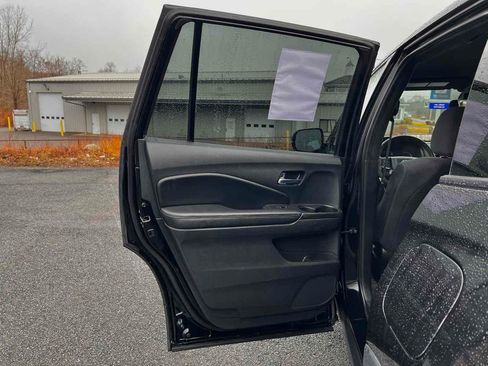 Used 2021 Honda Passport Sport image 15