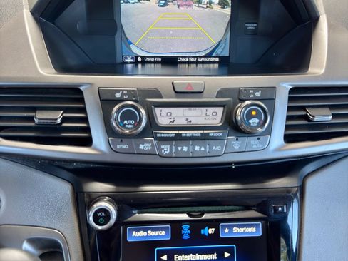 Used 2015 Honda Odyssey EX-L image 8