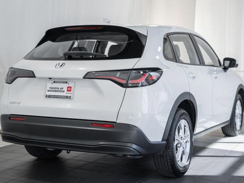 Used 2025 Honda HR-V LX image 4
