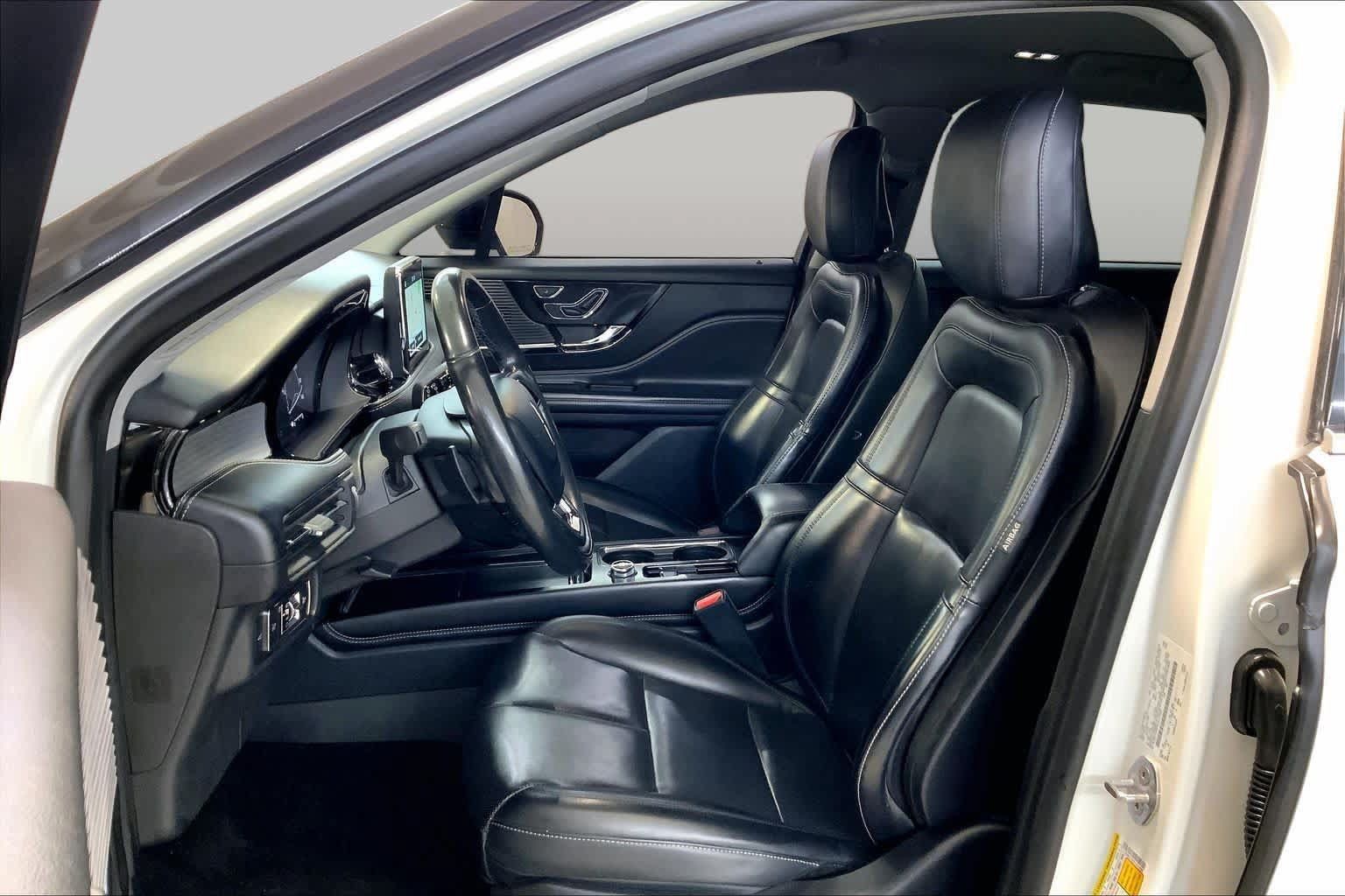Used 2020 Lincoln Corsair AWD w/ Equipment Group 101A image 7