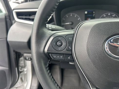 Used 2024 Toyota Corolla SE image 19