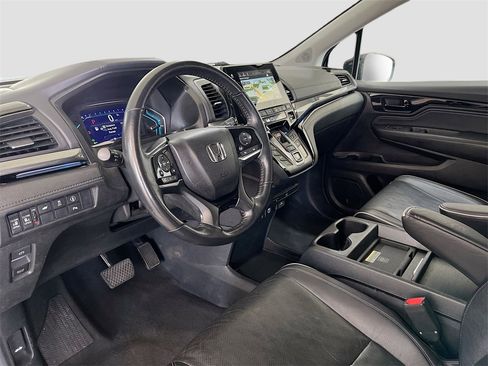 Used 2022 Honda Odyssey Elite image 9
